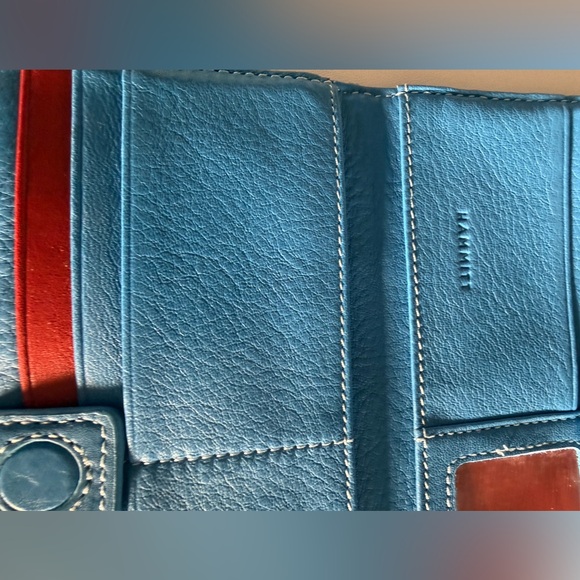 Hammitt 110 North Wallet Hydrangea Blue Supple Pebble leather & Silver like new - Picture 8 of 9